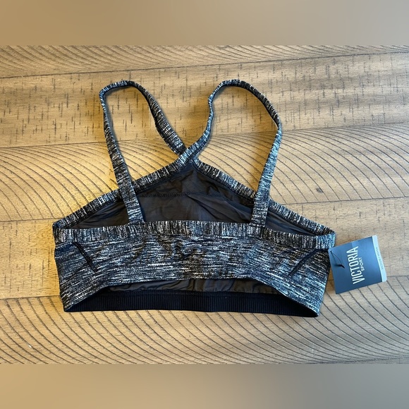 Victoria's Secret Sports Bra Bundle (5) All NWT Small Medium 34A - Picture 4 of 12